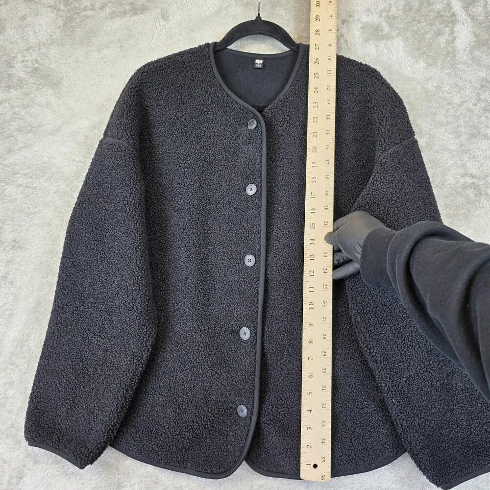 Uniqlo Jacket Womens Medium Black Sherpa Fleece Relaxed Collarless Button - Picture 6 of 10